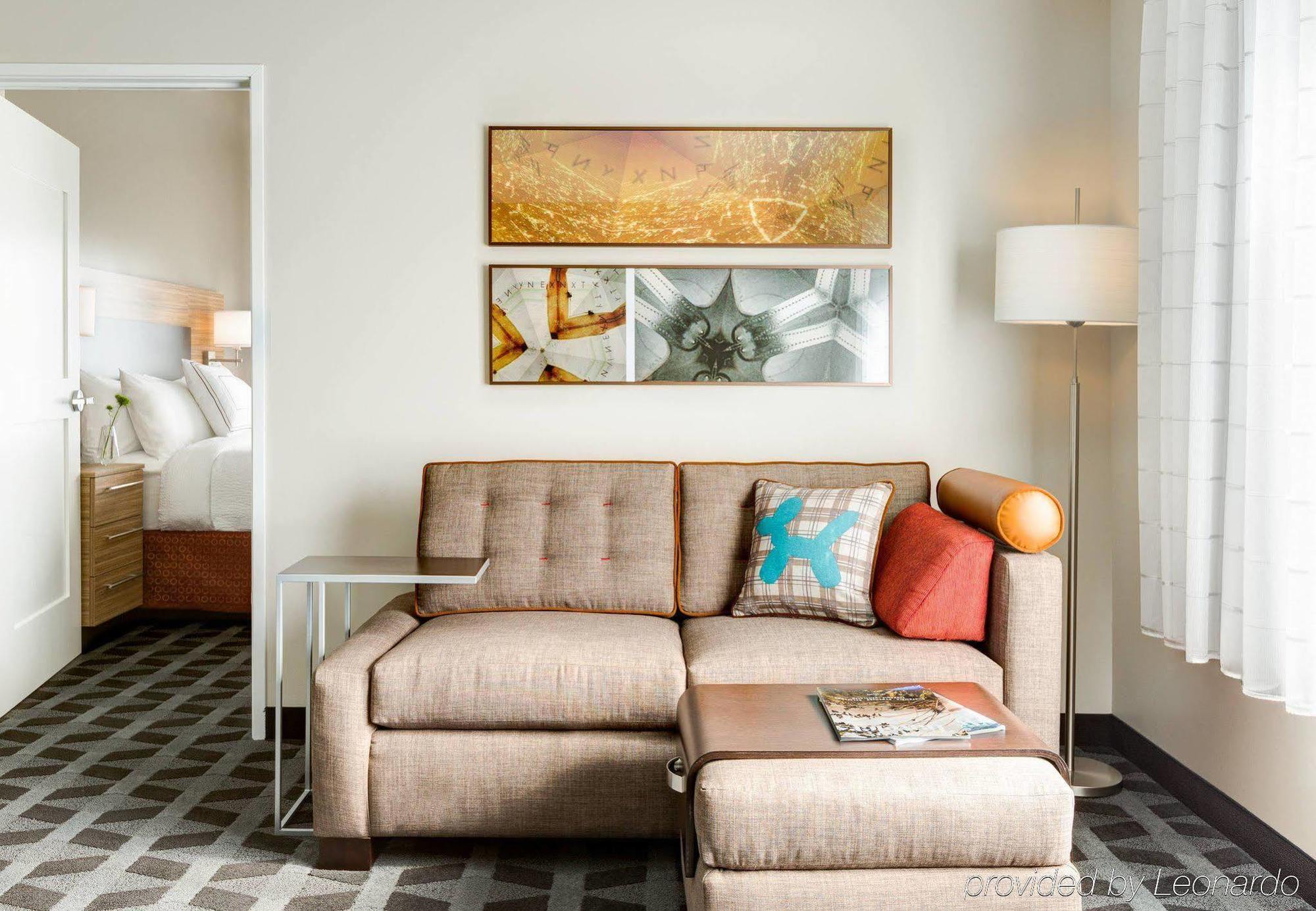 Towneplace Suites By Marriott Pittsburgh Harmarville Extérieur photo
